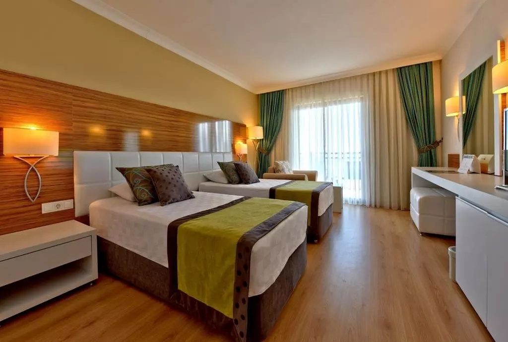 hotel magic life_shabavizparvaz_06.jpg